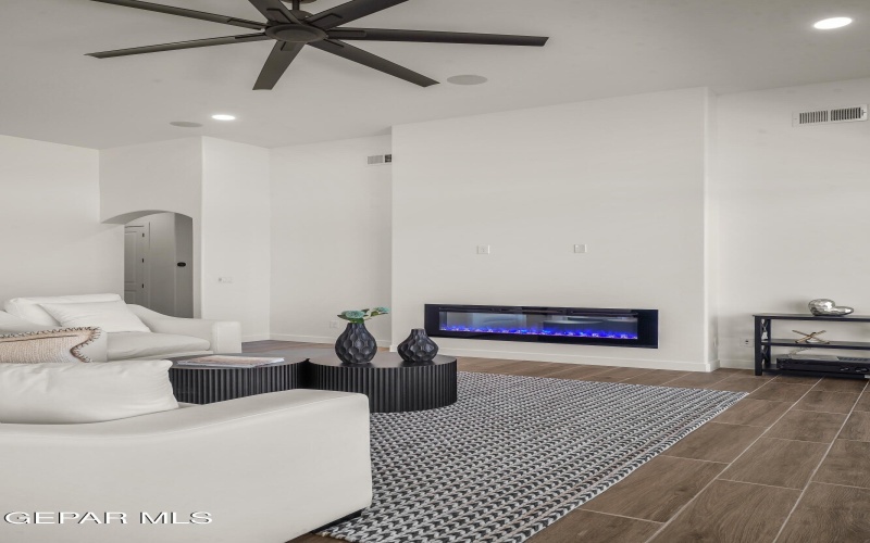 13012 POWICK Drive, El Paso, TX 79928, 4 Bedrooms Bedrooms, ,3 BathroomsBathrooms,Residential,For Sale,13012 POWICK Drive,919415