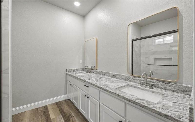 3202 Poplar Street, Greenville, TX 75402, 3 Habitaciones Habitaciones , ,2 BañosBaños,Residential,En Venta,3202 Poplar Street,0,21056922