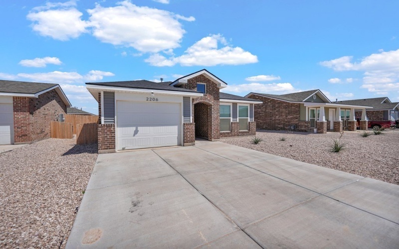 2206 High Country Cr, Midland, TX 79705, 3 Habitaciones Habitaciones , ,2 BañosBaños,Residential,En Venta,2206 High Country Cr,0,50085240