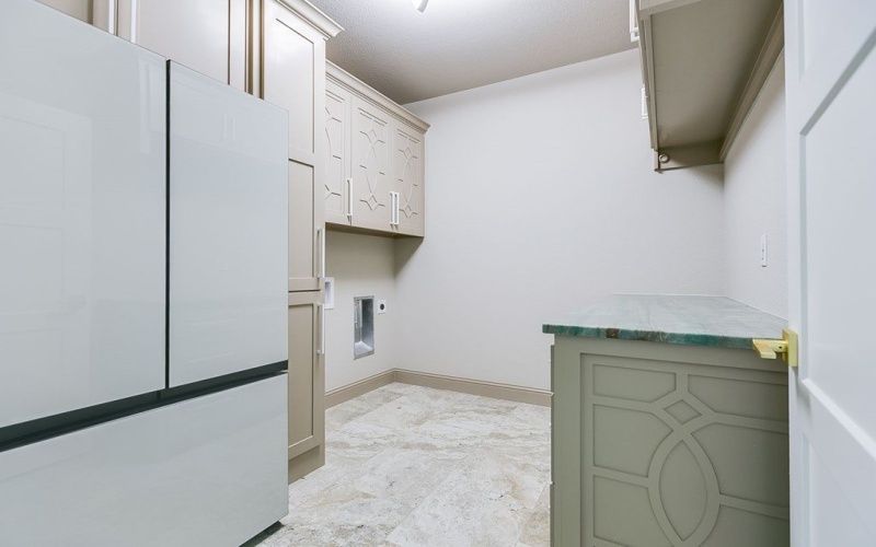 5202 Riviera Lane, San Angelo, TX 76904, 5 Bedrooms Bedrooms, ,5 BathroomsBathrooms,Residential,For Sale,5202 Riviera Lane,0,129009