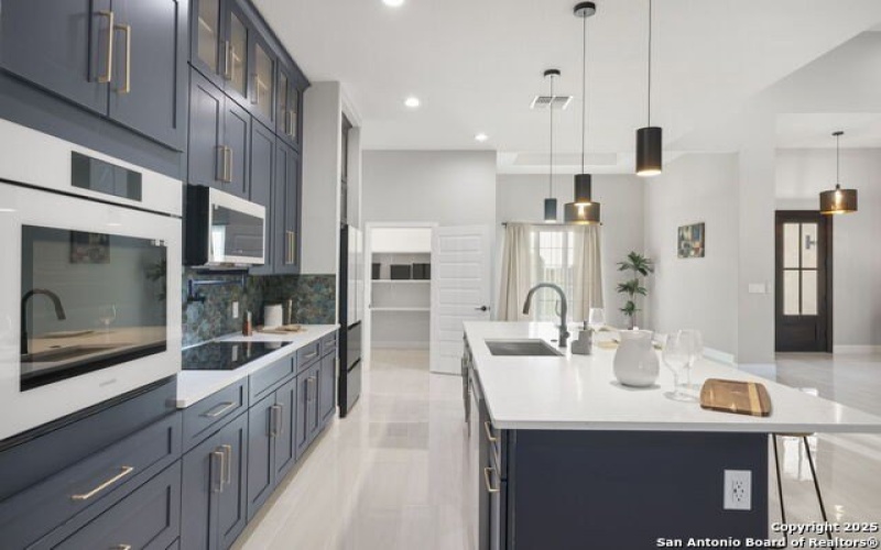 643 Mystic parkway, Spring Branch, TX 78070, 4 Habitaciones Habitaciones , ,5 BañosBaños,Residential,En Venta,643 Mystic parkway,0,1906819