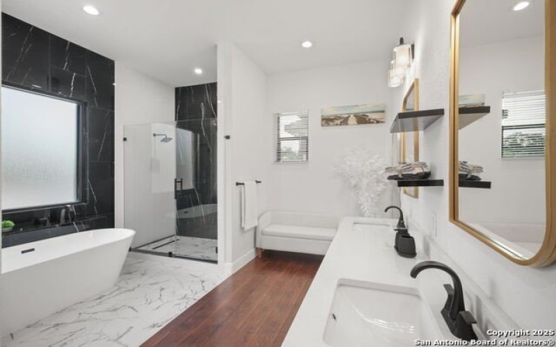 643 Mystic parkway, Spring Branch, TX 78070, 4 Habitaciones Habitaciones , ,5 BañosBaños,Residential,En Venta,643 Mystic parkway,0,1906819