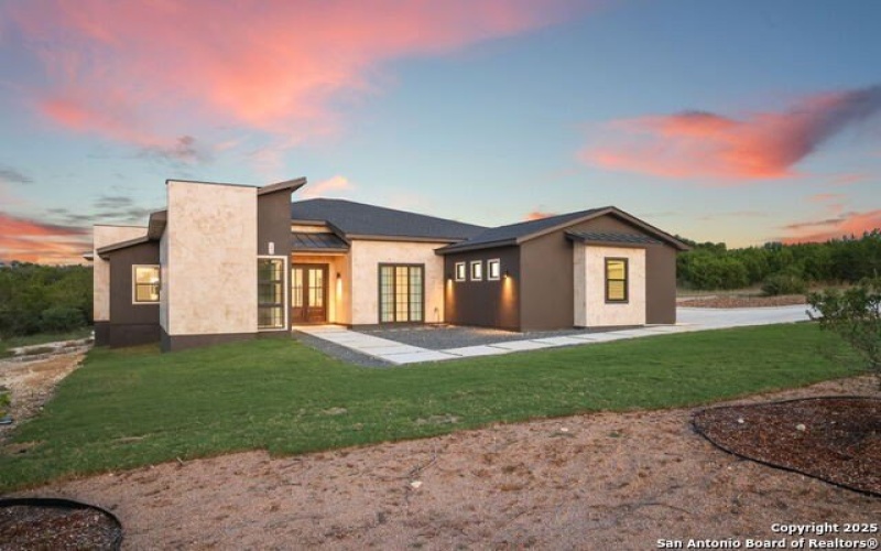 643 Mystic parkway, Spring Branch, TX 78070, 4 Habitaciones Habitaciones , ,5 BañosBaños,Residential,En Venta,643 Mystic parkway,0,1906819