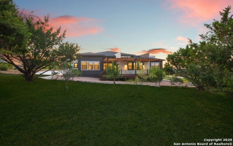 643 Mystic parkway, Spring Branch, TX 78070, 4 Habitaciones Habitaciones , ,5 BañosBaños,Residential,En Venta,643 Mystic parkway,0,1906819