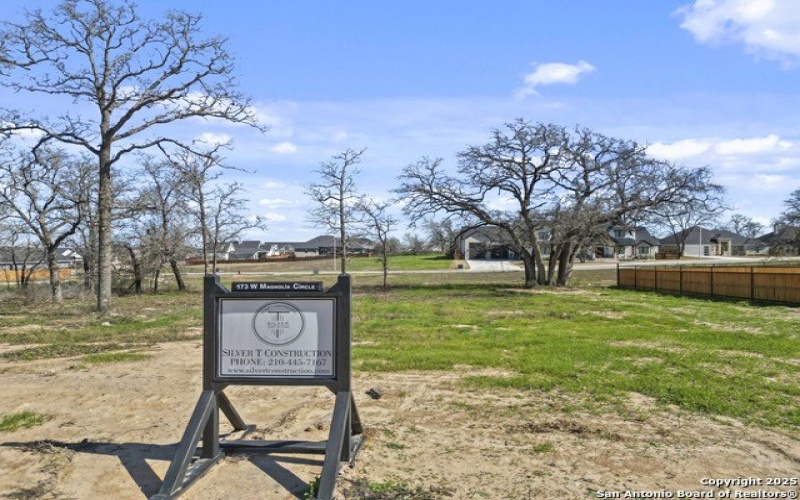 173 W MAGNOLIA CIRCLE, La Vernia, TX 78121, 4 Habitaciones Habitaciones , ,3 BañosBaños,Residential,En Venta,173 W MAGNOLIA CIRCLE,0,1839856