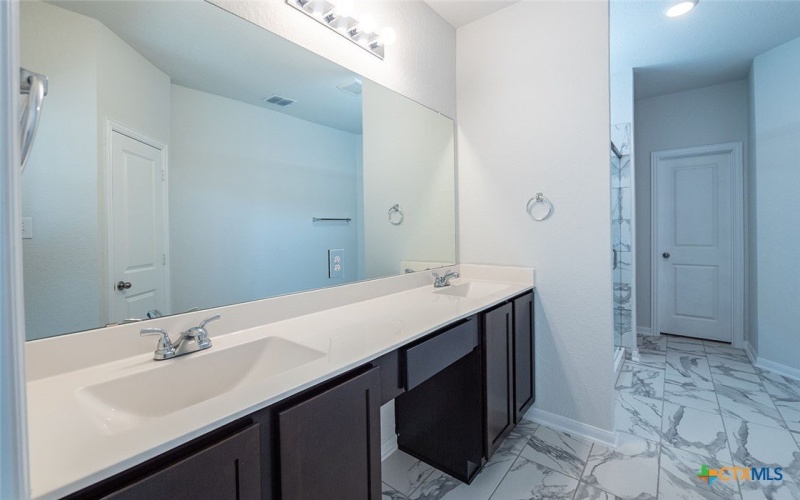 309 Ivy Roads, Seguin, TX 78155, 3 Habitaciones Habitaciones , ,2 BañosBaños,Residential,En Venta,309 Ivy Roads,0,592224