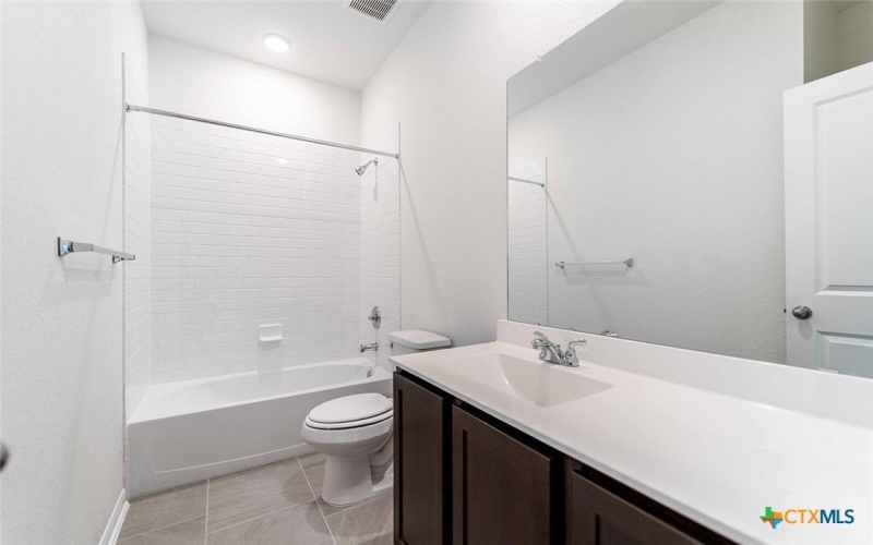 417 Tim's Way, Seguin, TX 78155, 4 Habitaciones Habitaciones , ,2 BañosBaños,Residential,En Venta,417 Tim's Way,0,592334