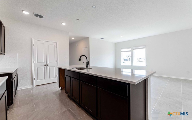 417 Tim's Way, Seguin, TX 78155, 4 Habitaciones Habitaciones , ,2 BañosBaños,Residential,En Venta,417 Tim's Way,0,592334