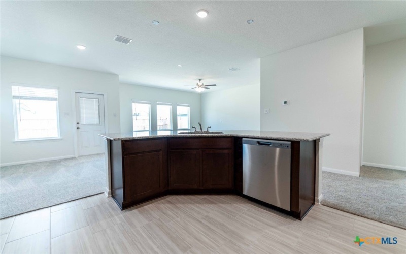 312 Jill's Path, Seguin, TX 78155, 3 Bedrooms Bedrooms, ,2 BathroomsBathrooms,Residential,For Sale,312 Jill's Path,0,592336