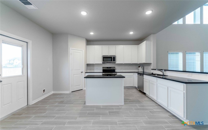 428 Tims Way, Seguin, TX 78155, 4 Bedrooms Bedrooms, ,2 BathroomsBathrooms,Residential,For Sale,428 Tims Way,0,592295