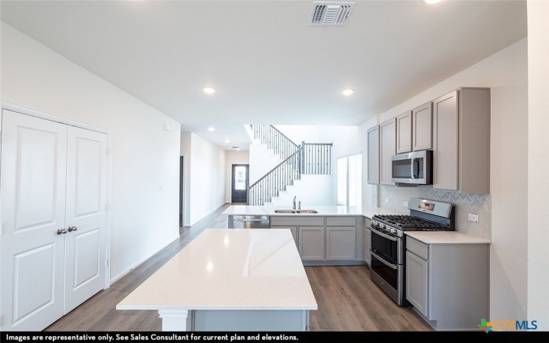 312 Ivy Roads, Seguin, TX 78155, 4 Habitaciones Habitaciones , ,2 BañosBaños,Residential,En Venta,312 Ivy Roads,0,592297