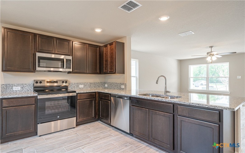 326 Mar Hill Circle, Seguin, TX 78155, 3 Bedrooms Bedrooms, ,2 BathroomsBathrooms,Residential,For Sale,326 Mar Hill Circle,0,592332