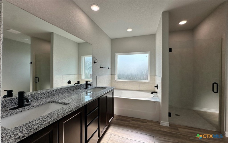 3011 Seeker Street, Killeen, TX 76549, 3 Habitaciones Habitaciones , ,2 BañosBaños,Residential,En Venta,3011 Seeker Street,0,592371