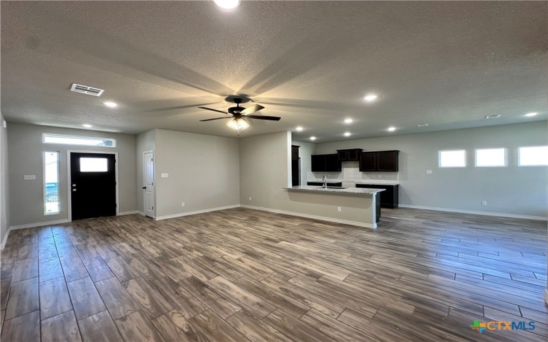 3011 Seeker Street, Killeen, TX 76549, 3 Habitaciones Habitaciones , ,2 BañosBaños,Residential,En Venta,3011 Seeker Street,0,592371