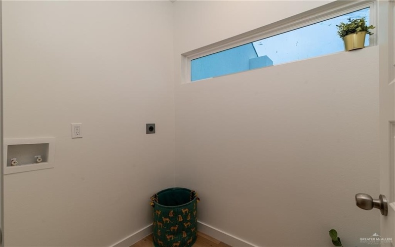 2629 Warbler Avenue, McAllen, TX 78504, 3 Habitaciones Habitaciones , ,2 BañosBaños,Residential,En Venta,2629 Warbler Avenue,0,480718