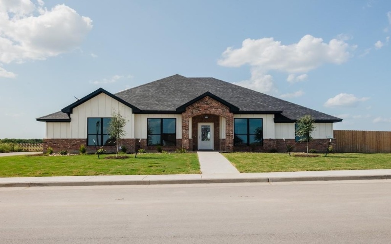 1013 Dillinger Road, Hewitt, TX 76643, 4 Habitaciones Habitaciones , ,2 BañosBaños,Residential,En Venta,1013 Dillinger Road,0,21016202