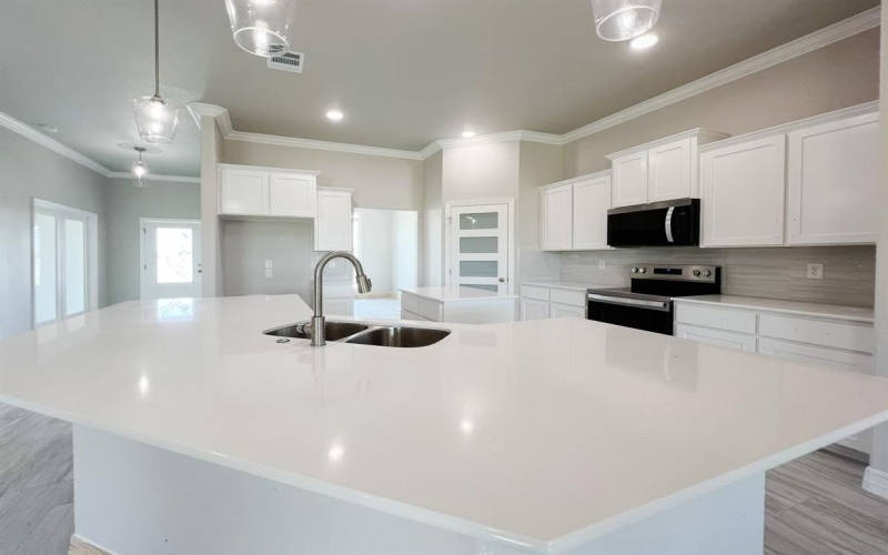 1013 Dillinger Road, Hewitt, TX 76643, 4 Habitaciones Habitaciones , ,2 BañosBaños,Residential,En Venta,1013 Dillinger Road,0,21016202