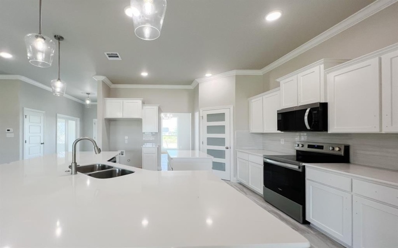 1013 Dillinger Road, Hewitt, TX 76643, 4 Habitaciones Habitaciones , ,2 BañosBaños,Residential,En Venta,1013 Dillinger Road,0,21016202