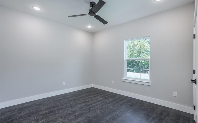 326 W Day Street, Denison, TX 75020, 3 Habitaciones Habitaciones , ,2 BañosBaños,Residential,En Venta,326 W Day Street,0,21046842