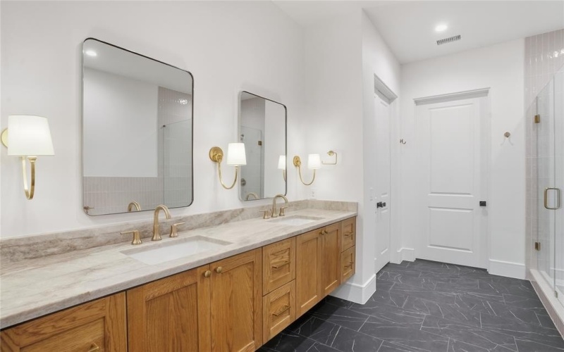 360 O' Connor Ridge Boulevard #12, Irving, TX 75038, 3 Bedrooms Bedrooms, ,3 BathroomsBathrooms,Residential,For Sale,360 O' Connor Ridge Boulevard,0,21054829