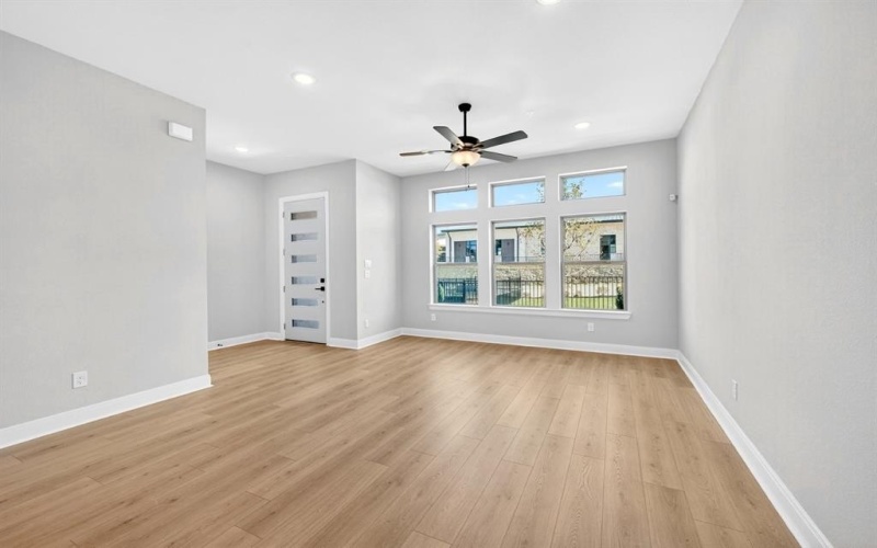 4843 Fuller Court #1203, Irving, TX 75038, 3 Habitaciones Habitaciones , ,2 BañosBaños,Residential,En Venta,4843 Fuller Court,0,21057785