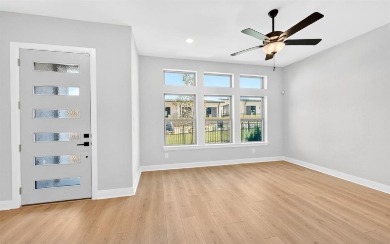 4843 Fuller Court #1203, Irving, TX 75038, 3 Habitaciones Habitaciones , ,2 BañosBaños,Residential,En Venta,4843 Fuller Court,0,21057785