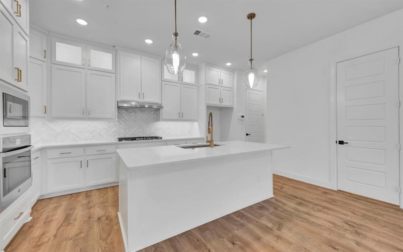 4843 Fuller Court #1204, Irving, TX 75038, 3 Bedrooms Bedrooms, ,2 BathroomsBathrooms,Residential,For Sale,4843 Fuller Court,0,21057823