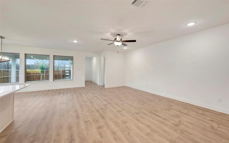 1020 Violet Drive, Crowley, TX 76036, 4 Bedrooms Bedrooms, ,3 BathroomsBathrooms,Residential,For Sale,1020 Violet Drive,0,21057900