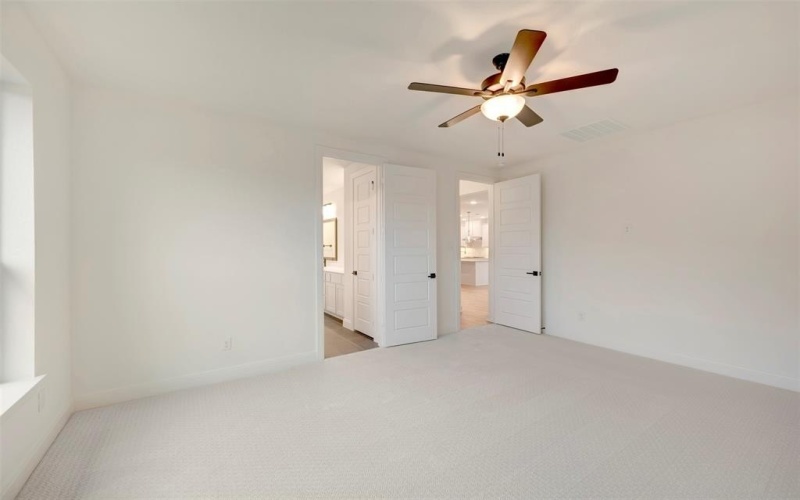 1020 Violet Drive, Crowley, TX 76036, 4 Bedrooms Bedrooms, ,3 BathroomsBathrooms,Residential,For Sale,1020 Violet Drive,0,21057900