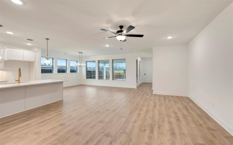 1020 Violet Drive, Crowley, TX 76036, 4 Bedrooms Bedrooms, ,3 BathroomsBathrooms,Residential,For Sale,1020 Violet Drive,0,21057900