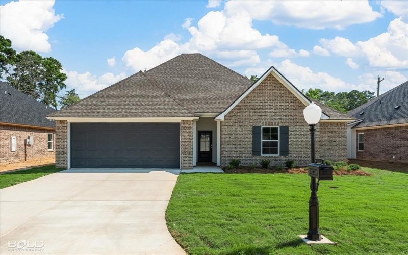 319 Mousse Ruelle, Shreveport, LA 71106, 4 Bedrooms Bedrooms, ,2 BathroomsBathrooms,Residential,For Sale,319 Mousse Ruelle,0,21058089