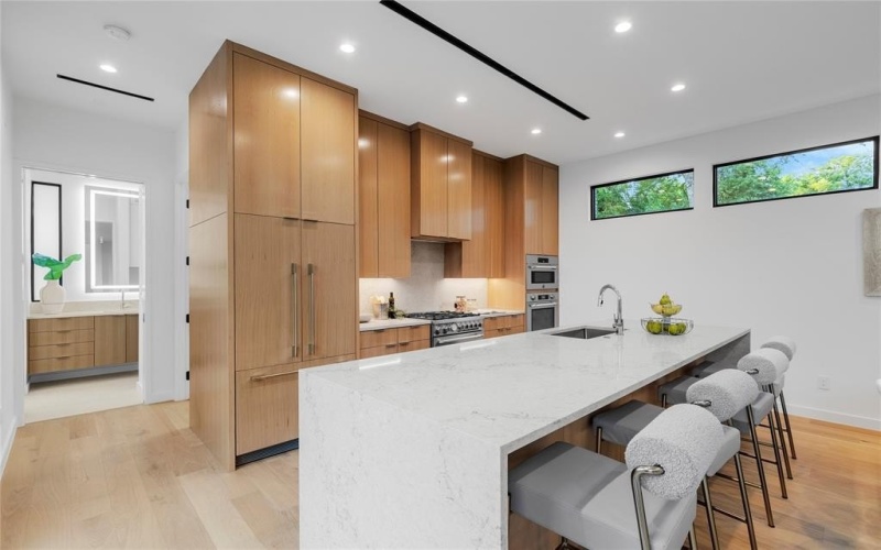 5029 Pershing Street, Dallas, TX 75206, 3 Habitaciones Habitaciones , ,3 BañosBaños,Residential,En Venta,5029 Pershing Street,0,21055939
