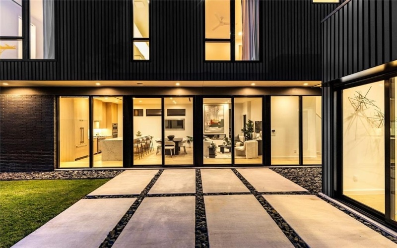 5029 Pershing Street, Dallas, TX 75206, 3 Habitaciones Habitaciones , ,3 BañosBaños,Residential,En Venta,5029 Pershing Street,0,21055939