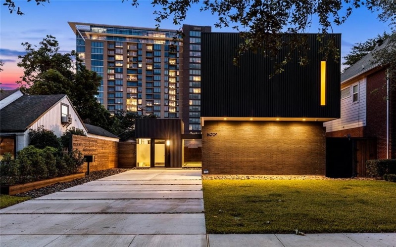 5029 Pershing Street, Dallas, TX 75206, 3 Habitaciones Habitaciones , ,3 BañosBaños,Residential,En Venta,5029 Pershing Street,0,21055939