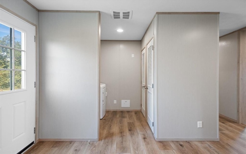 380 Valley Ridge Drive, Bridgeport, TX 76426, 5 Bedrooms Bedrooms, ,3 BathroomsBathrooms,Residential,For Sale,380 Valley Ridge Drive,0,21056297