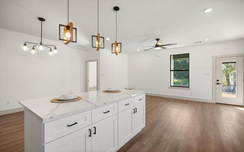 2508 Deer Trail, Granbury, TX 76048, 3 Bedrooms Bedrooms, ,2 BathroomsBathrooms,Residential,For Sale,2508 Deer Trail,0,21056764