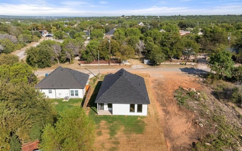 2508 Deer Trail, Granbury, TX 76048, 3 Bedrooms Bedrooms, ,2 BathroomsBathrooms,Residential,For Sale,2508 Deer Trail,0,21056764
