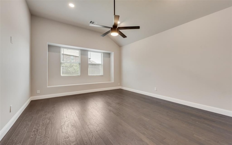 2013 Lake Vista Drive, Little Elm, TX 75068, 3 Bedrooms Bedrooms, ,2 BathroomsBathrooms,Residential,For Sale,2013 Lake Vista Drive,0,21057026
