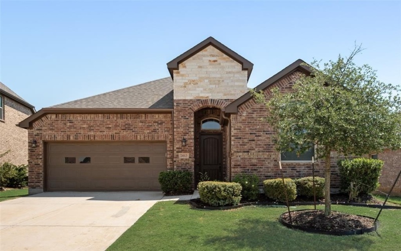 2013 Lake Vista Drive, Little Elm, TX 75068, 3 Bedrooms Bedrooms, ,2 BathroomsBathrooms,Residential,For Sale,2013 Lake Vista Drive,0,21057026