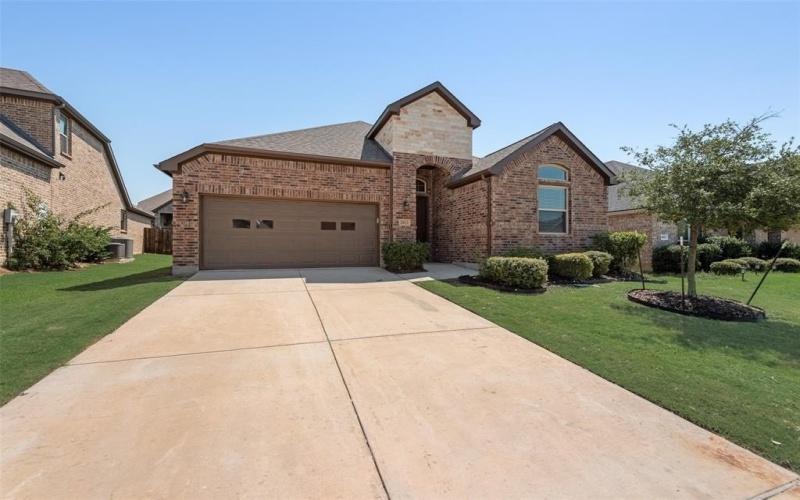2013 Lake Vista Drive, Little Elm, TX 75068, 3 Bedrooms Bedrooms, ,2 BathroomsBathrooms,Residential,For Sale,2013 Lake Vista Drive,0,21057026