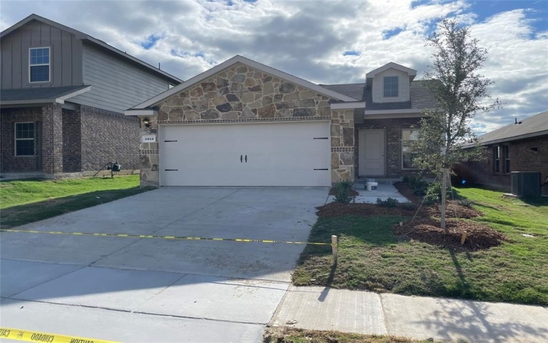 1315 DRAPER Lane, Forney, TX 75126, 3 Habitaciones Habitaciones , ,2 BañosBaños,Residential,En Venta,1315 DRAPER Lane,0,21057066