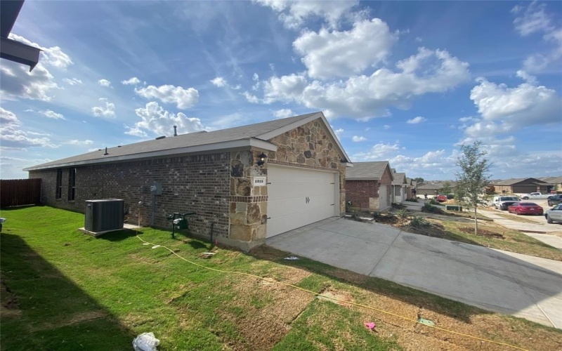 1315 DRAPER Lane, Forney, TX 75126, 3 Habitaciones Habitaciones , ,2 BañosBaños,Residential,En Venta,1315 DRAPER Lane,0,21057066