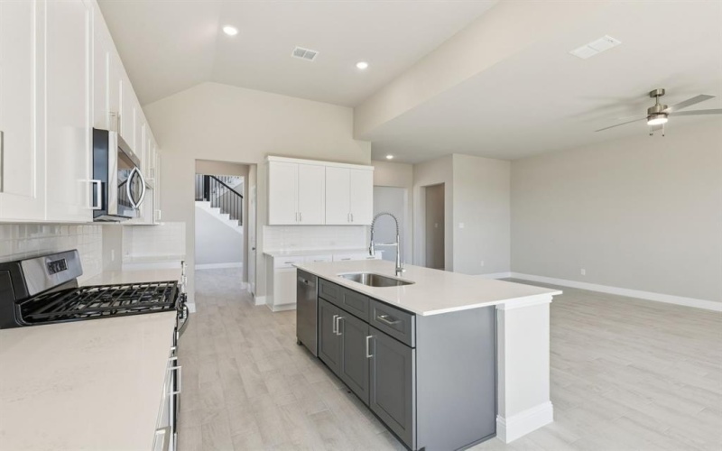 1402 Marchessa Drive, Forney, TX 75126, 4 Habitaciones Habitaciones , ,3 BañosBaños,Residential,En Venta,1402 Marchessa Drive,0,21057247