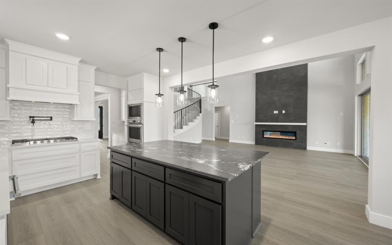 609 Hidden Lakes, DeSoto, TX 75115, 5 Habitaciones Habitaciones , ,5 BañosBaños,Residential,En Venta,609 Hidden Lakes,0,21057260