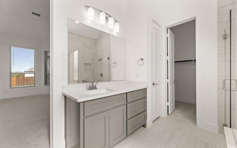 621 Hidden Lakes, DeSoto, TX 75115, 4 Habitaciones Habitaciones , ,3 BañosBaños,Residential,En Venta,621 Hidden Lakes,0,21057274