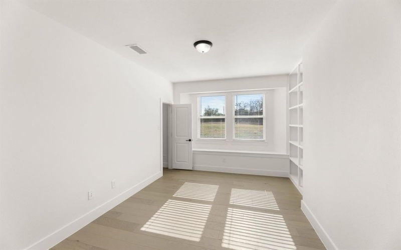 721 S Hidden Lakes Drive, DeSoto, TX 75115, 5 Habitaciones Habitaciones , ,5 BañosBaños,Residential,En Venta,721 S Hidden Lakes Drive,0,21057290