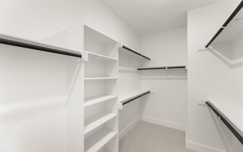 721 S Hidden Lakes Drive, DeSoto, TX 75115, 5 Habitaciones Habitaciones , ,5 BañosBaños,Residential,En Venta,721 S Hidden Lakes Drive,0,21057290