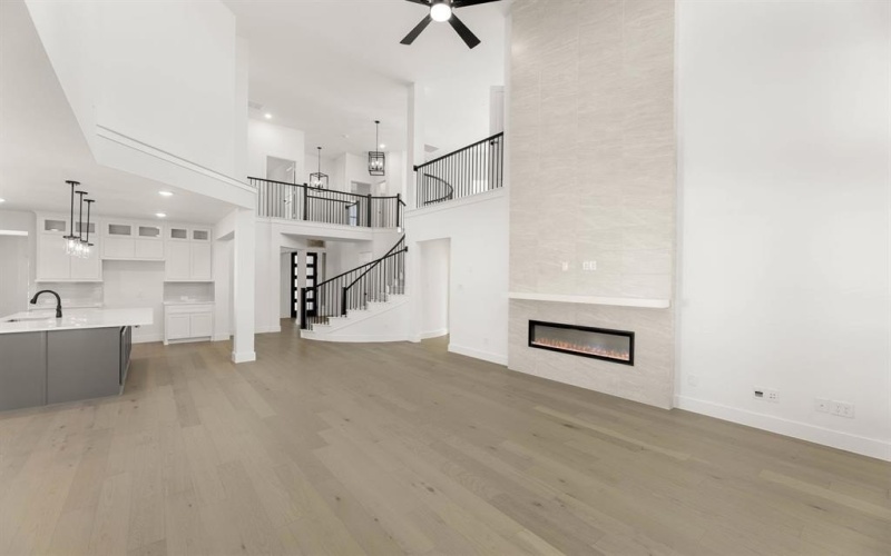 721 S Hidden Lakes Drive, DeSoto, TX 75115, 5 Habitaciones Habitaciones , ,5 BañosBaños,Residential,En Venta,721 S Hidden Lakes Drive,0,21057290