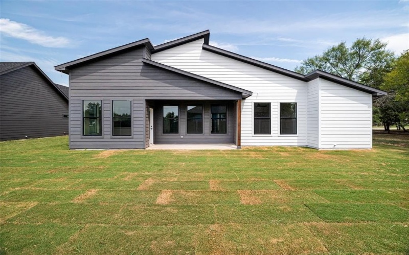 5706 Belaire Circle, Granbury, TX 76048, 4 Bedrooms Bedrooms, ,2 BathroomsBathrooms,Residential,For Sale,5706 Belaire Circle,0,21057364