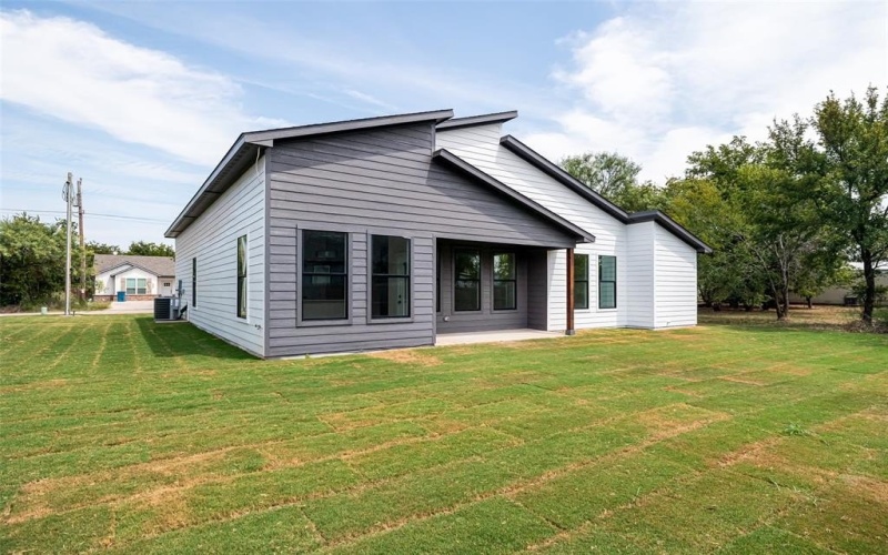 5706 Belaire Circle, Granbury, TX 76048, 4 Bedrooms Bedrooms, ,2 BathroomsBathrooms,Residential,For Sale,5706 Belaire Circle,0,21057364